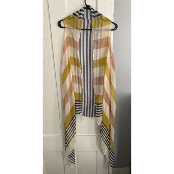 Accessories - 💐3/$20 Long sheer striped scarf vest